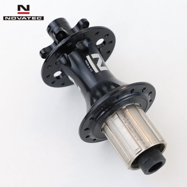 Masa Posterior Novatec D462SB-SL Axle 12x142mm 32H HG Cromoly