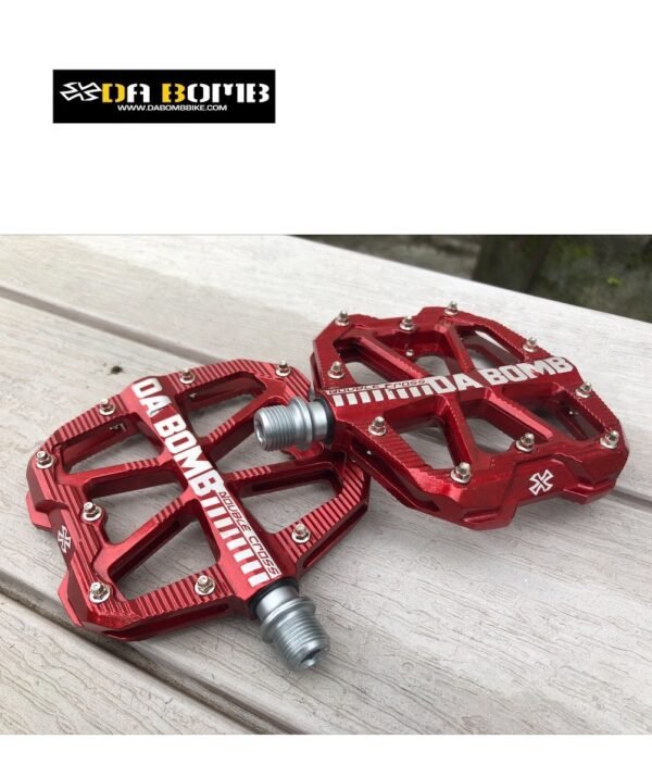 Pedales DABOMB Mod. Doble Cruz DH/ENDURO Rojo - Imagen 2